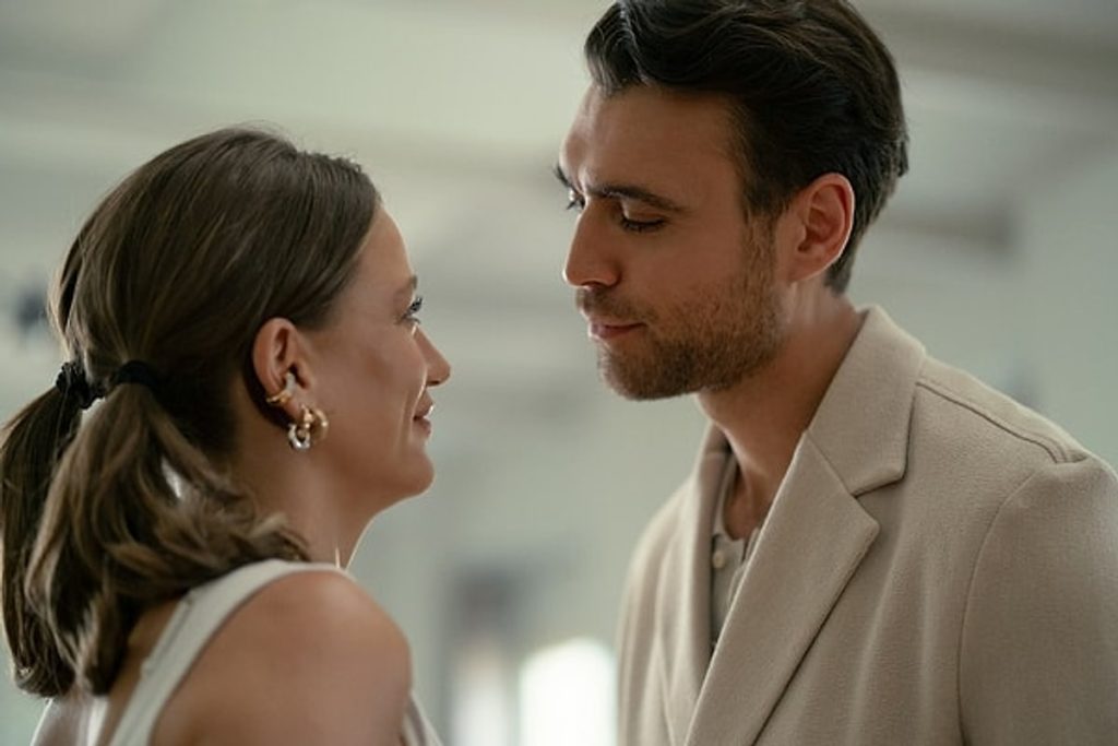 Kimler Geldi Kimler Geçti Serenay Sarıkaya Hakan Kurtaş